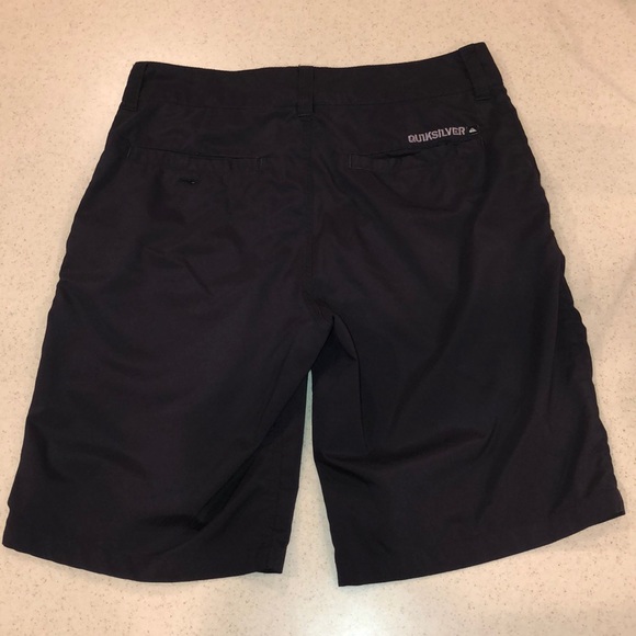 Black Quiksilver Shorts - Picture 2 of 4